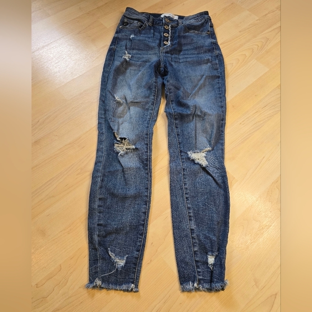 KanCan Button Fly Distressed Jeans Size 5/26 - Picture 2 of 12